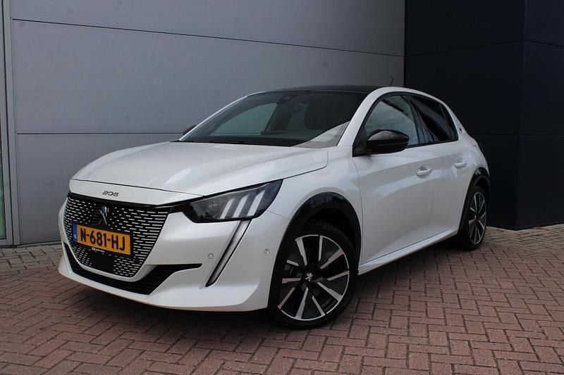 Wit Gebruikt 2021 Peugeot e-208 GTi Hatchback | € 17.900 (Eerlijke prijs) - Afbeelding 1/4