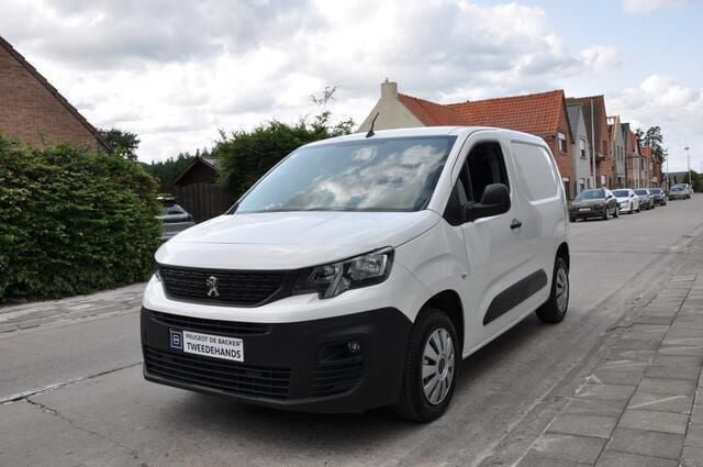 Wit Gebruikt 2022 Peugeot Partner MPV | € 17.950 (Eerlijke prijs) - Afbeelding 1/4