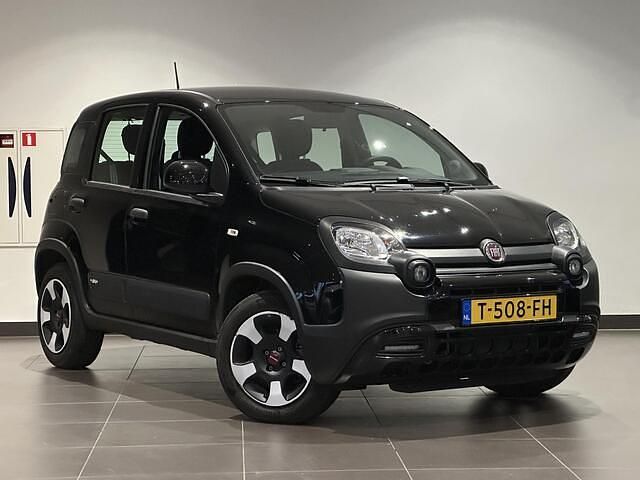 Occasion Fiat Panda Cross Cross 69 PK (50 kW) 2023 Zwart Hatchback