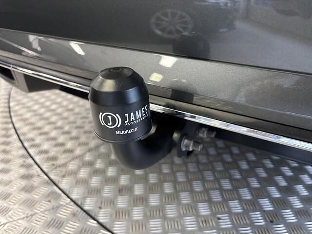 Occasion VW Golf VIII Business 131 PK (96 kW) 2020 Grijs Stationwagen