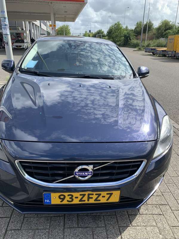 Blauw Gebruikt 2012 Volvo V40 Momentum Stationwagen | € 6.500 (Eerlijke prijs) - Afbeelding 1/4