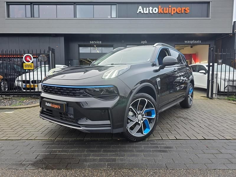 Zwart Gebruikt 2023 Lynk & Co 01 SUV | € 23.950 (Goede deal) - Afbeelding 1/4