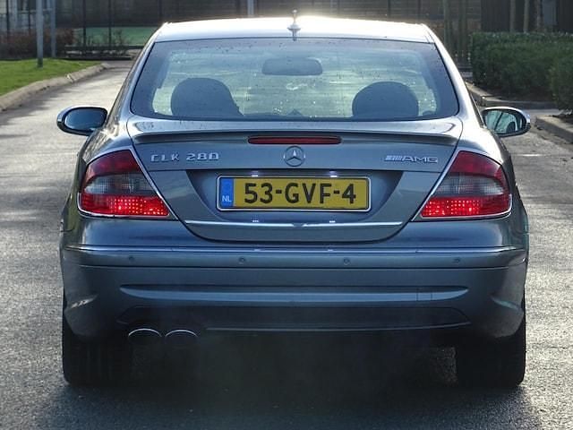 Occasion Mercedes CLK280 Avantgarde 231 PK (169 kW) 2008 Grijs Coupé