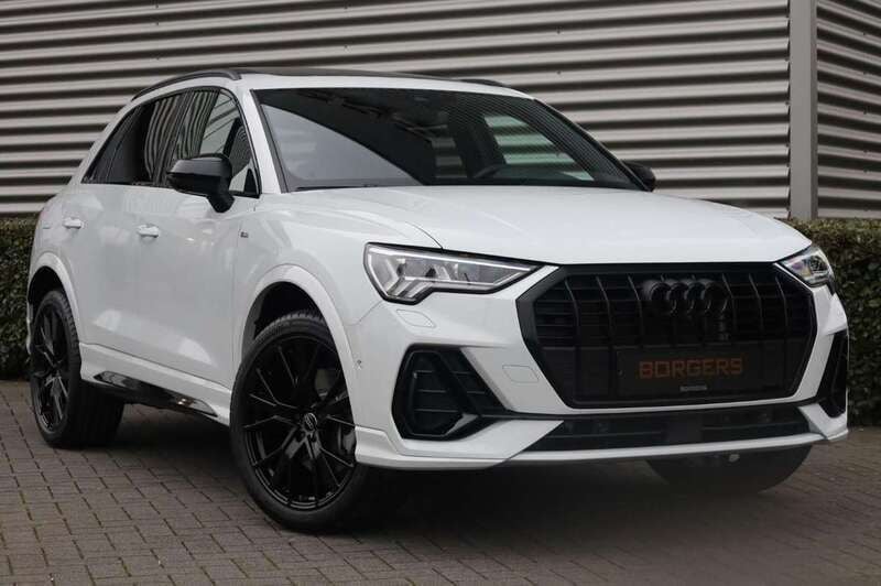 Wit Gebruikt 2024 Audi Q3 S-Line SUV | € 58.950 - Afbeelding 1/4