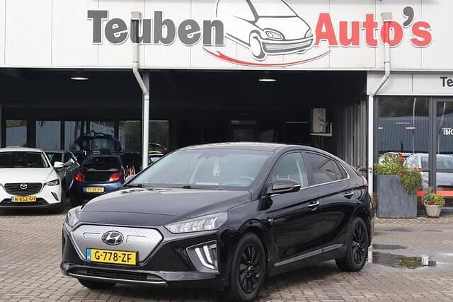 Zwart Gebruikt 2019 Hyundai Ioniq Comfort Hatchback | € 10.995 (Goede deal) - Afbeelding 1/4