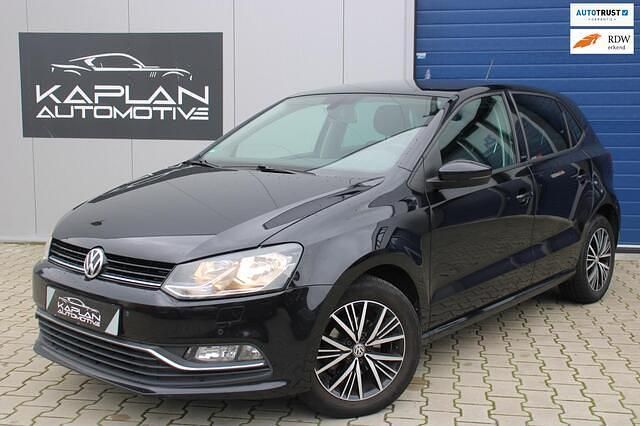 Zwart Gebruikt 2016 VW Polo Allstar Hatchback | € 8.840 (Eerlijke prijs) - Afbeelding 1/4
