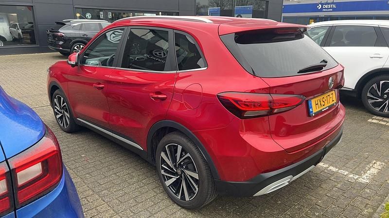 Occasion MG ZS Luxury 197 PK (144 kW) 2025 Rood SUV