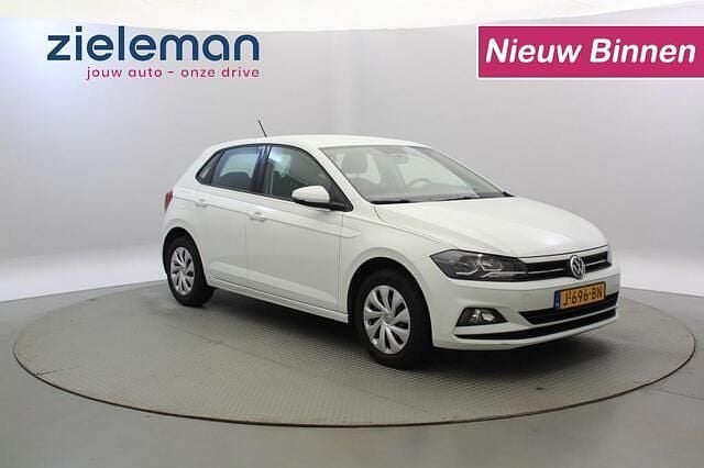 Wit Gebruikt 2020 VW Polo Comfortline Hatchback | € 10.845 (Super prijs) - Afbeelding 1/4