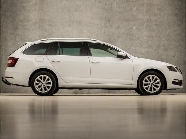 Occasion Skoda Octavia Sport 116 PK (85 kW) 2020 Wit Stationwagen
