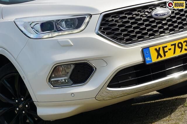 Wit Gebruikt 2019 Ford Kuga Platinum SUV | € 18.925 (Eerlijke prijs) - Afbeelding 1/4