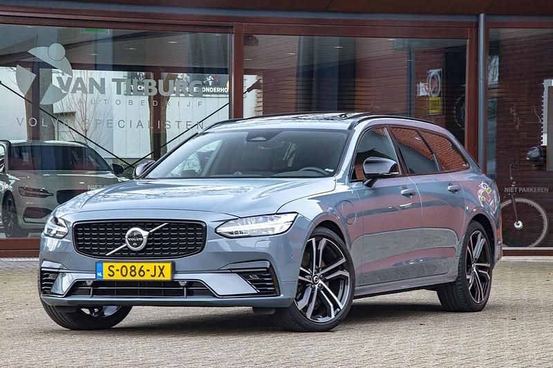 Grijs Gebruikt 2022 Volvo V90 R-Design Stationwagen | € 49.950 (Duur) - Afbeelding 1/4