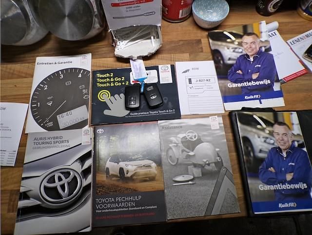 Occasion Toyota Auris Hybrid 2018 Zwart Hatchback