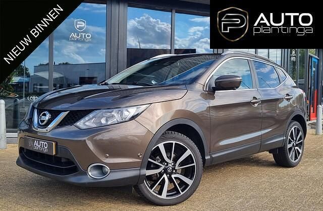 Bruin Gebruikt 2015 Nissan Qashqai 360º SUV | € 9.145 (Eerlijke prijs) - Afbeelding 1/4