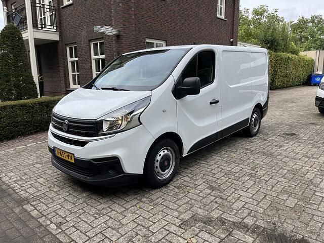 Wit Gebruikt 2019 Fiat Talento Basis Van | € 8.900 (Eerlijke prijs) - Afbeelding 1/4