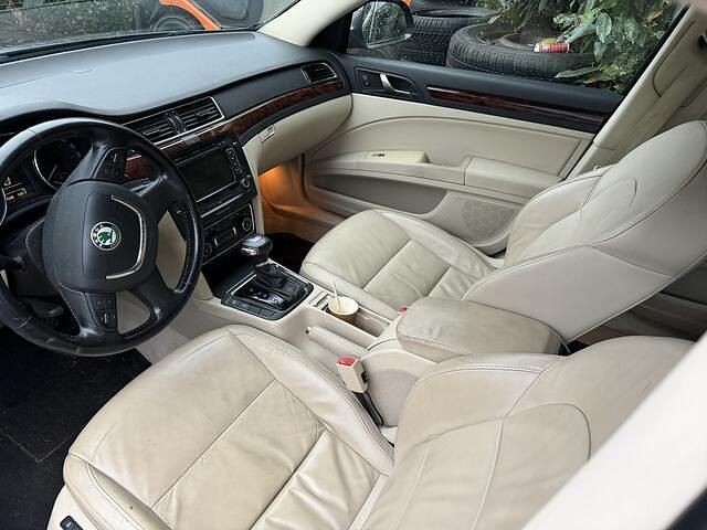 Occasion Skoda Superb Elegance 160 PK (117 kW) 2008 Beige Hatchback