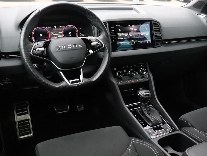 Occasion Skoda Karoq Business Line 150 PK (110 kW) 2025 Grijs (metallic) SUV