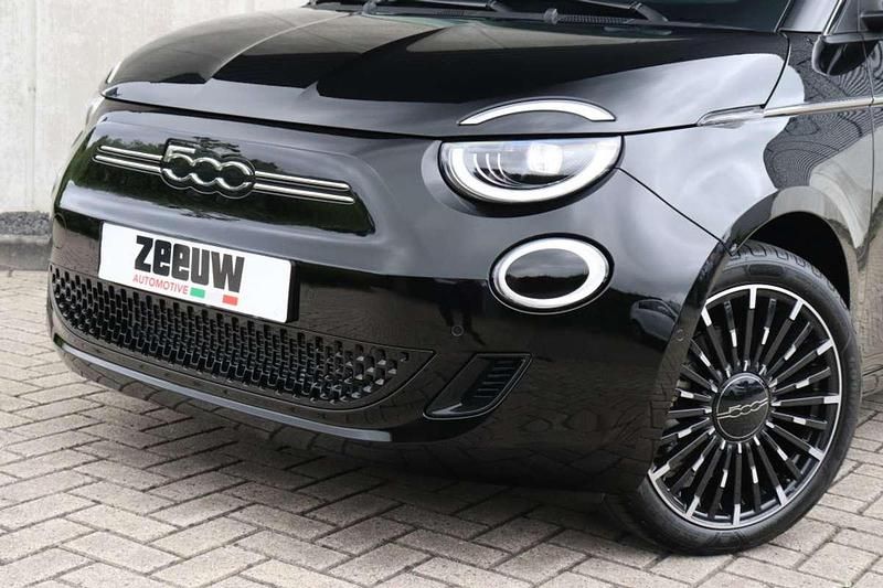 Occasion Fiat 500e La Prima 86 kW (118 PK) 2021 Zwart Cabriolet
