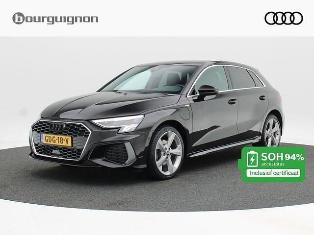 Occasion Audi A3 Sportback S-Line 204 PK (150 kW) 2021 Zwart Hatchback