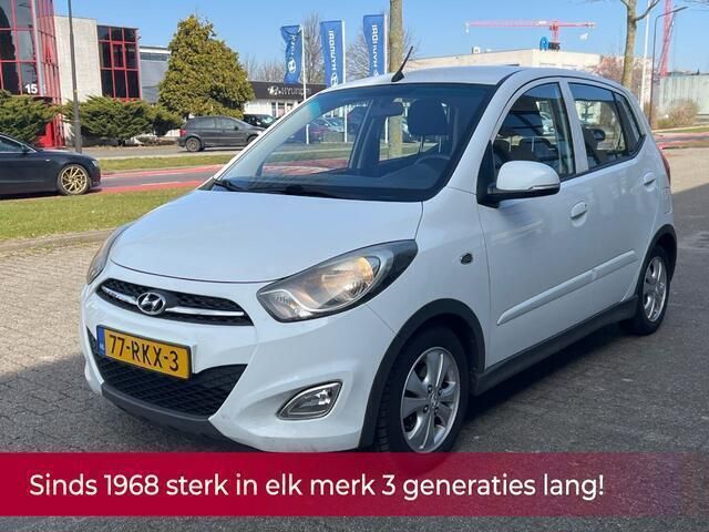 Wit Gebruikt 2011 Hyundai i10 Hatchback | € 5.190 (Eerlijke prijs) - Afbeelding 1/4