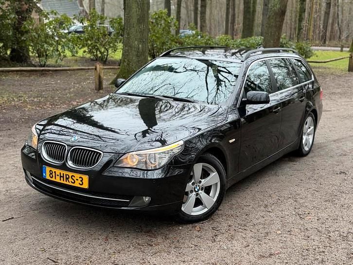 Occasion 2009 BMW 525 Stationwagen | € 7.999 (Eerlijke prijs) - Afbeelding 1/4
