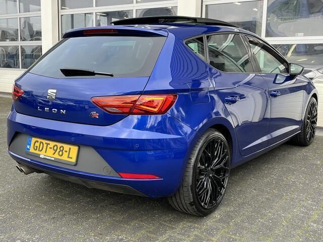 Occasion Seat Leon FR 180 PK (132 kW) 2017 Blauw Hatchback