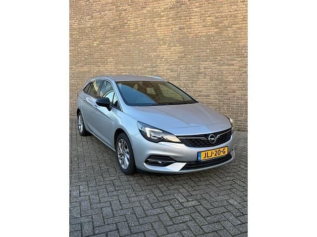 Grijs Gebruikt 2021 Opel Astra Business Edition Stationwagen | € 14.950 (Super prijs) - Afbeelding 1/4
