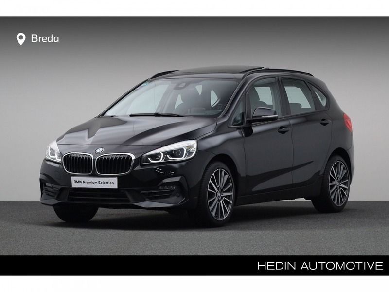 Zwart Gebruikt 2021 BMW 218 Active Tourer Executive MPV | € 27.880 (Eerlijke prijs) - Afbeelding 1/4