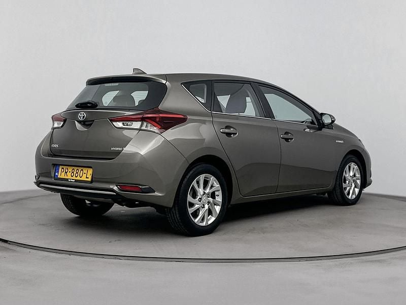 Occasion Toyota Auris Hybrid 136 PK (100 kW) 2017 Grijs Hatchback