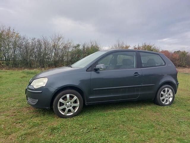 Grijs Gebruikt 2006 VW Polo Trendline Hatchback | € 600 (Super prijs) - Afbeelding 1/4