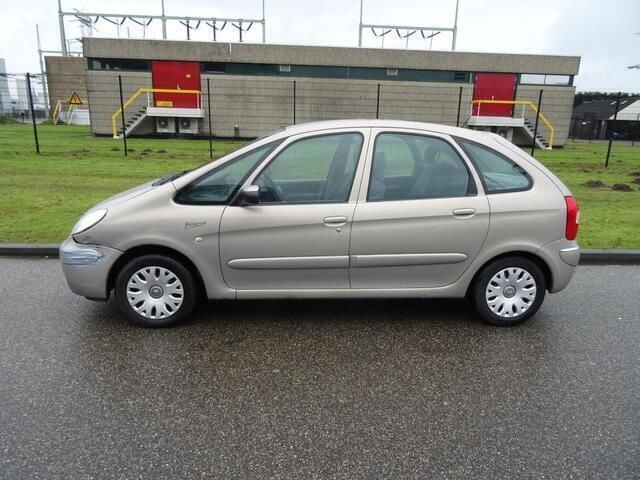 Occasion Citroën Xsara Picasso 109 PK (80 kW) 2007 Beige, metallic lak MPV