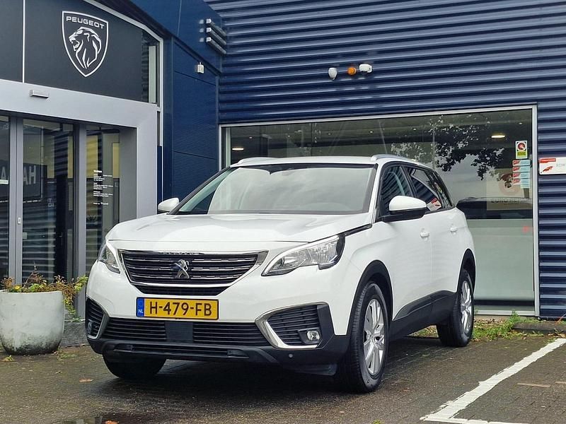 Wit Occasion 2020 Peugeot 5008 MPV | € 24.945 (Eerlijke prijs) - Afbeelding 1/1