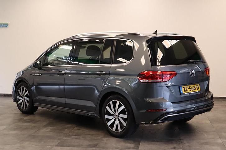 Occasion VW Touran Highline 150 PK (110 kW) 2019 Grijs MPV