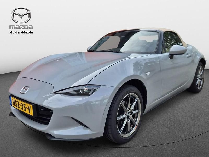 Grijs (metallic) Nieuw 2025 Mazda MX5 Kazari Cabriolet | € 40.995 - Afbeelding 1/4