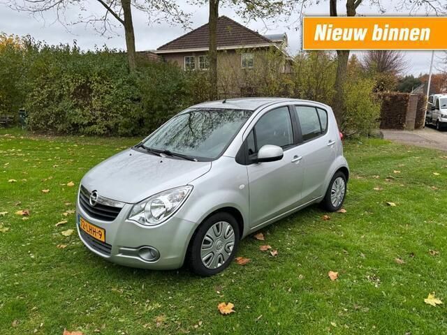 Grijs Gebruikt 2010 Opel Agila MPV | € 2.790 (Eerlijke prijs) - Afbeelding 1/4