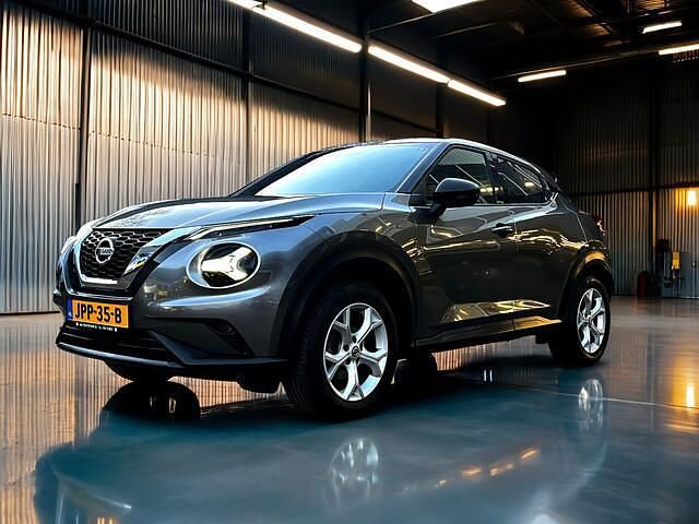 Grijs Occasion 2021 Nissan Juke Acenta SUV | € 18.440 (Eerlijke prijs) - Afbeelding 1/4