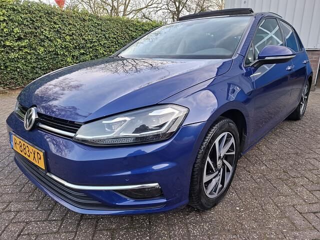 Occasion VW Golf VII 131 PK (96 kW) 2018 Blauw Hatchback