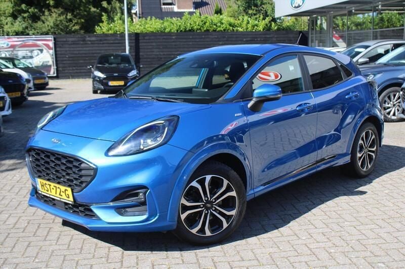 Blauw, metallic lak Gebruikt 2020 Ford Puma ST-Line SUV | € 18.495 (Goede deal) - Afbeelding 1/4