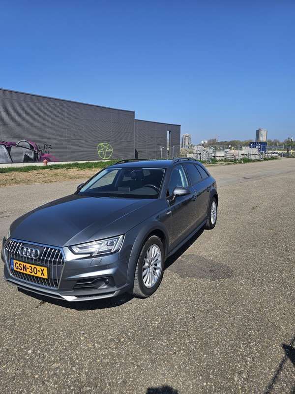 Grijs Gebruikt 2018 Audi A4 Allroad Stationwagen | € 16.000 - Afbeelding 1/4