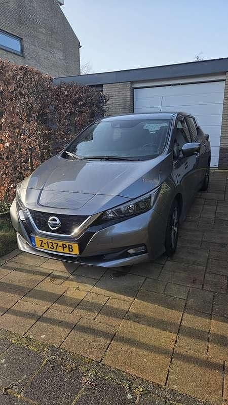 Occasion Nissan Leaf Acenta 110 kW (150 PK) 2021 Grijs Hatchback