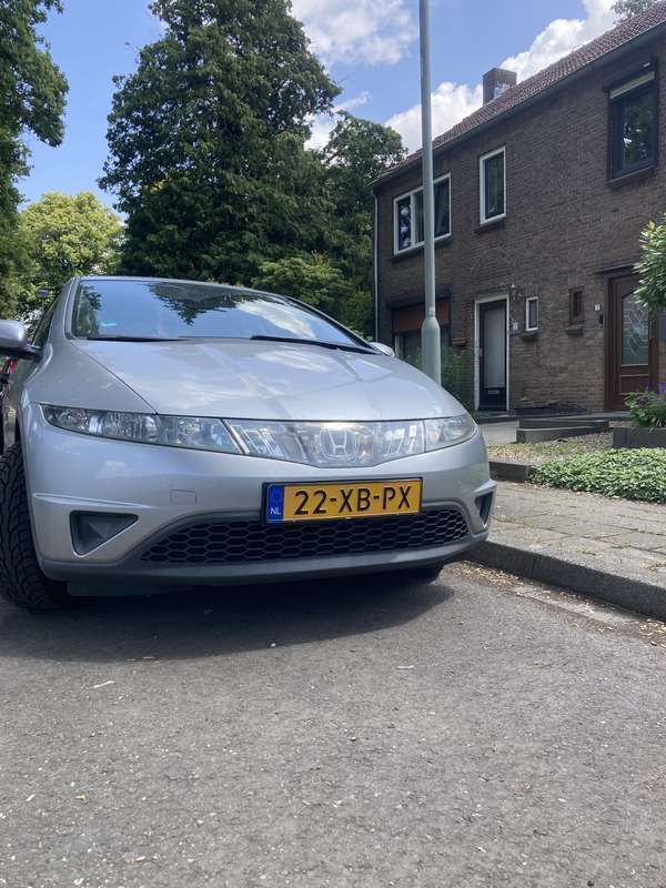 Zilver Gebruikt 2007 Honda Civic Comfort Hatchback | € 3.750 (Eerlijke prijs) - Afbeelding 1/4