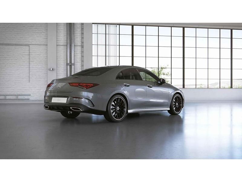 Occasion Mercedes CLA250 AMG line 218 PK (160 kW) 2022 Grijs Sedan