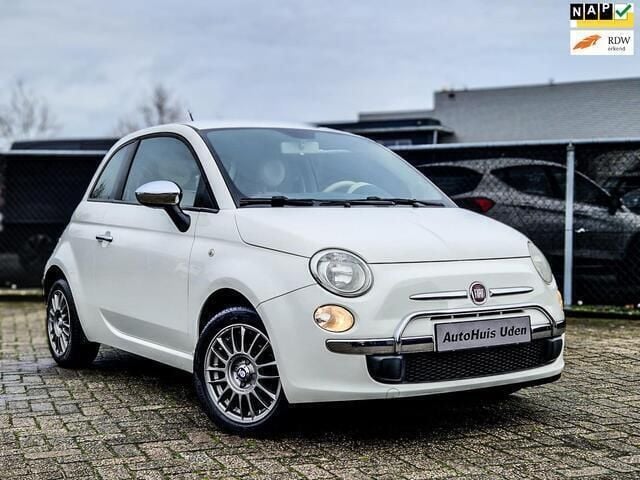 Wit Gebruikt 2010 Fiat 500 Pop Hatchback | € 4.999 (Eerlijke prijs) - Afbeelding 1/4