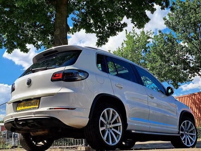 Occasion VW Tiguan R-line 211 PK (155 kW) 2009 Wit SUV