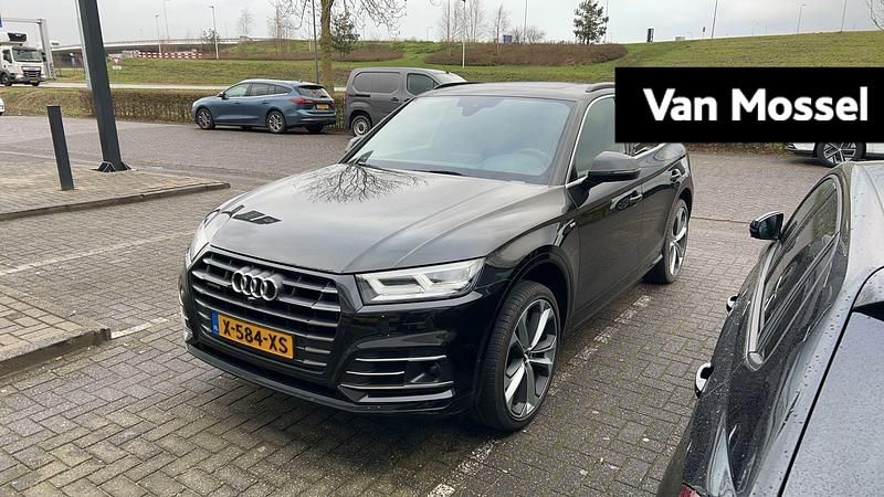 Zwart Occasion 2024 Audi Q5 Competition SUV | € 41.900 (Super prijs) - Afbeelding 1/3