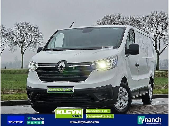 Wit Occasion 2022 Renault Trafic MPV | € 19.850 (Super prijs) - Afbeelding 1/3