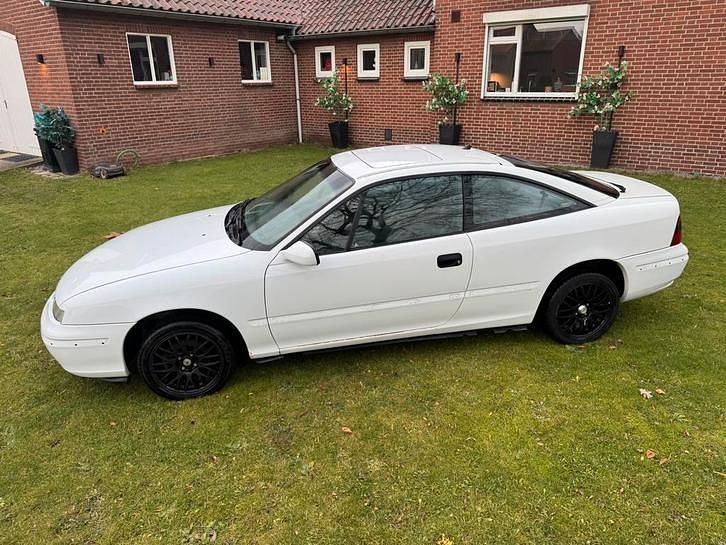 Gebruikt 1996 Opel Calibra Coupé | € 2.000 - Afbeelding 1/4