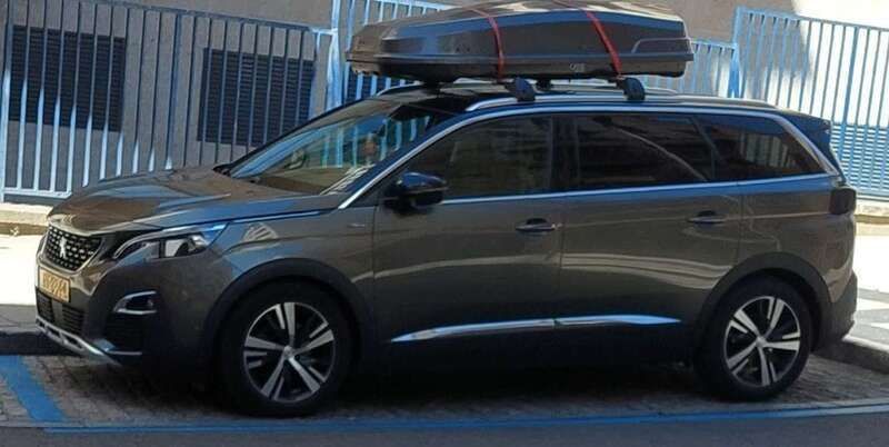 Grijs Gebruikt 2017 Peugeot 5008 GT MPV | € 18.500 - Afbeelding 1/3