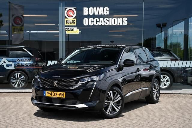 Zwart Gebruikt 2022 Peugeot 3008 Allure SUV | € 26.750 (Goede deal) - Afbeelding 1/4