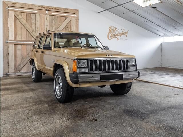 Beige Gebruikt 1988 Jeep Cherokee SUV | € 24.900 - Afbeelding 1/4