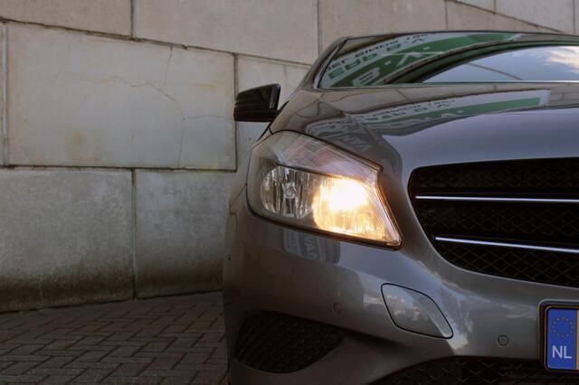 Occasion Mercedes A180 Urban 122 PK (89 kW) 2013 Grijs Hatchback